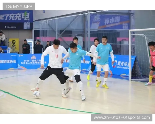 足球比赛中的空中对抗与头球技巧 足球比赛中的空中对抗与头球技巧